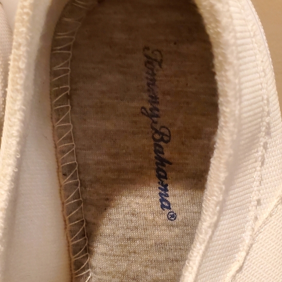 Tommy Bahama White Sneakers Womans Size 10 - Picture 3 of 11